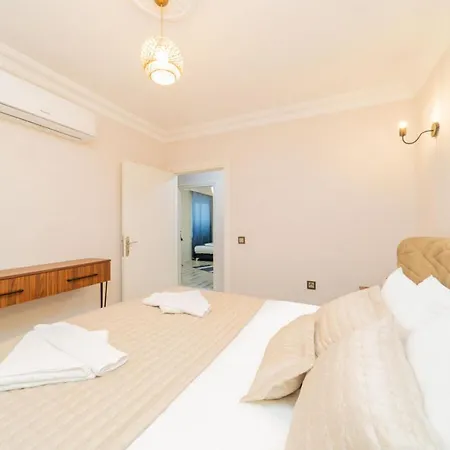 Dublex Flat With Lovely Balcony In Kepez Antalya